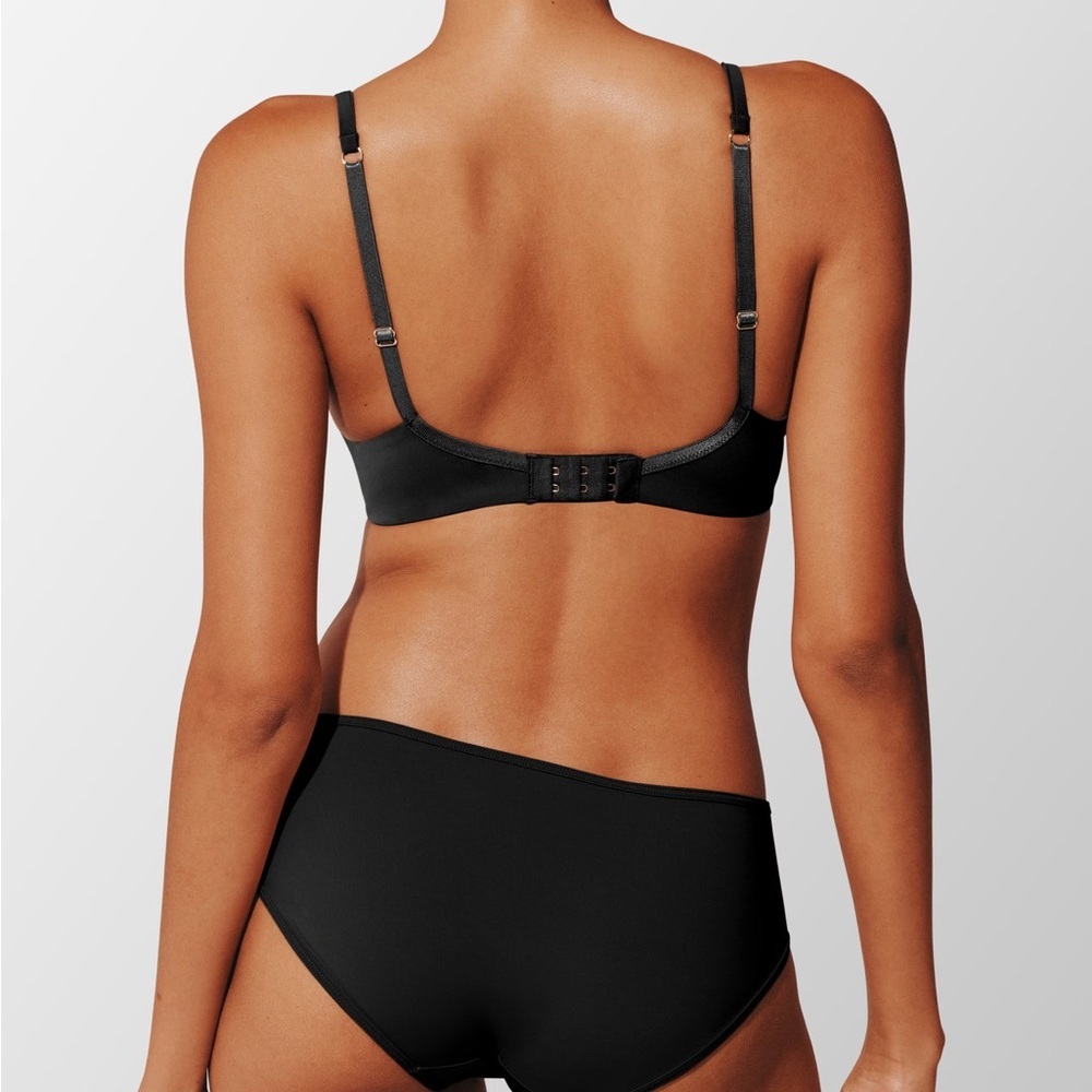 ThirdLove 24/7 Classic Uplift Plunge Bra Black 32B½ - Picture 5 of 14